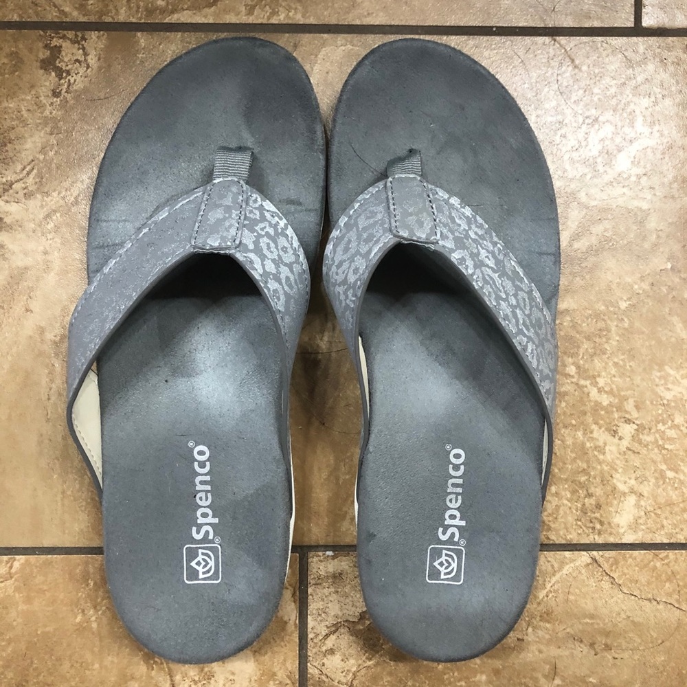 Spenco orthotic thong sandals- Newport Cheetah